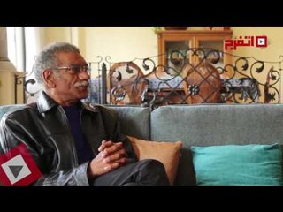 اتفرج| من منزله.. سيد رجب يكشف حقيقة اعتقاله قبل التمثيل