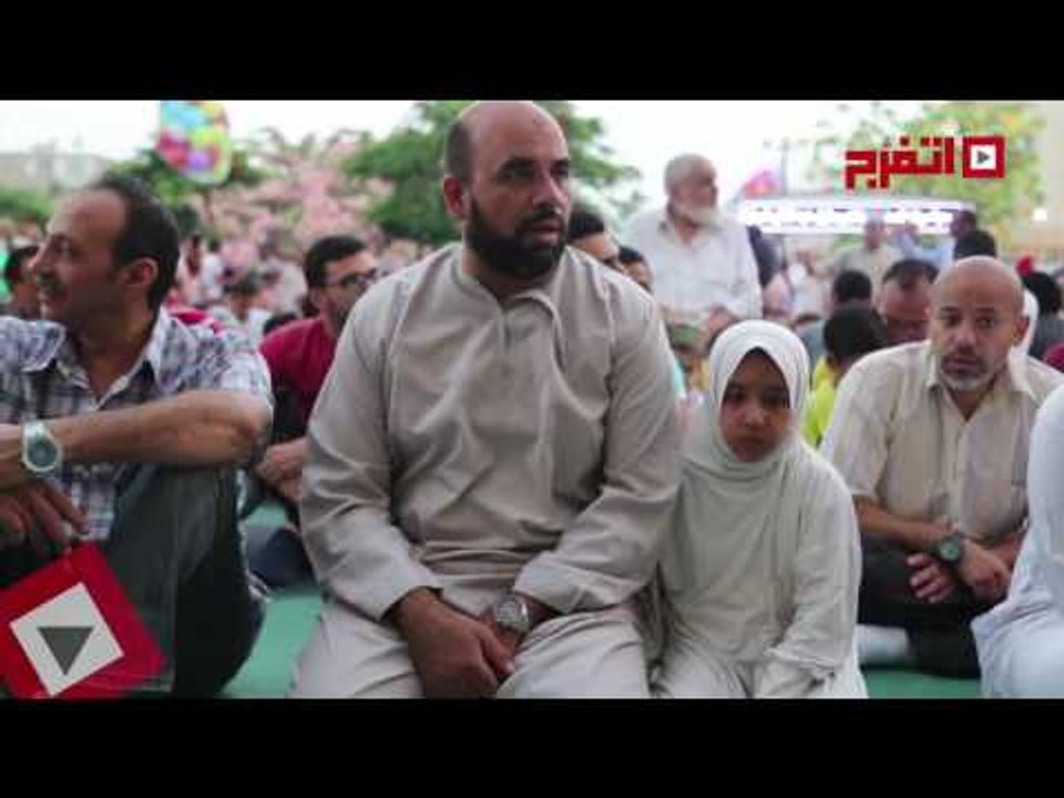 اتفرج| المواطنين يؤدون صلاة العيد بمسجد مصطفى محمود