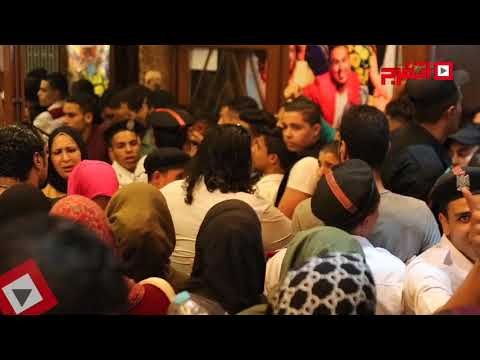 اتفرج| تواجد أمني مكثف للشرطة النسائية أمام سينمات وسط البلد