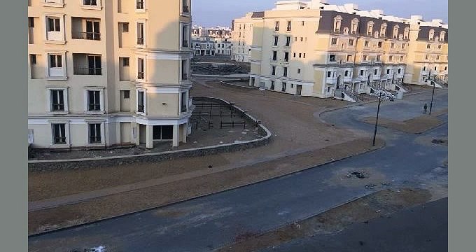 شقه للبيع في مونتن فيو هايد بارك القاهره الجديده