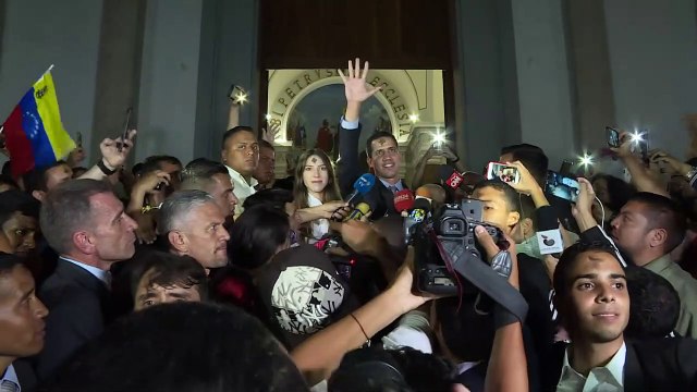 Guaidó: sanciones a corruptos no tienen nada que ver con crisis