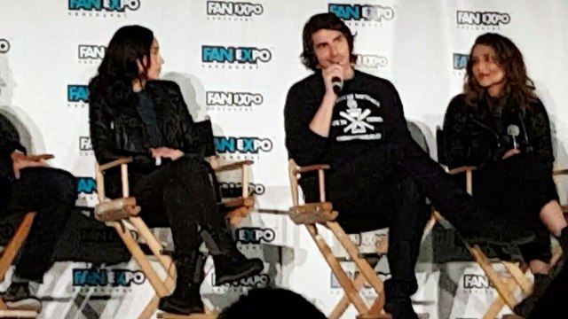 FAN EXPO VAN 2019 - LEGENDS OF TOMORROW & ARROW CLIP 6