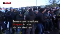 Une centaine de surveillants bloque la prison de Fleury-Mérogis après l'attaque de Condé-sur-Sarthe