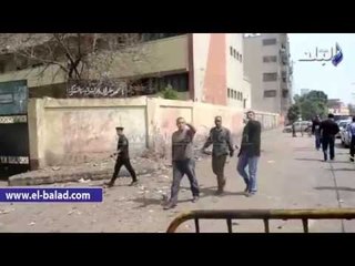 اثار انفجار قنبلتين بجوار مدرسة ابتدائي بامبابة