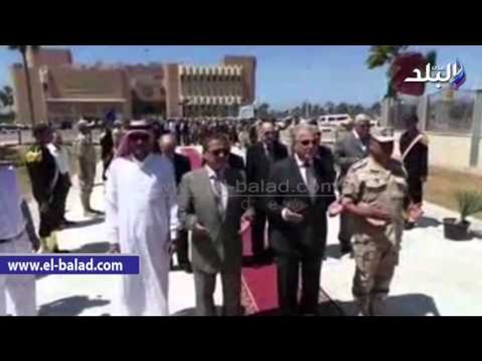 "شهاب وفودة وسعيد" يضعون أكاليل الزهور على قبر الجندي المجهول بجنوب سيناء
