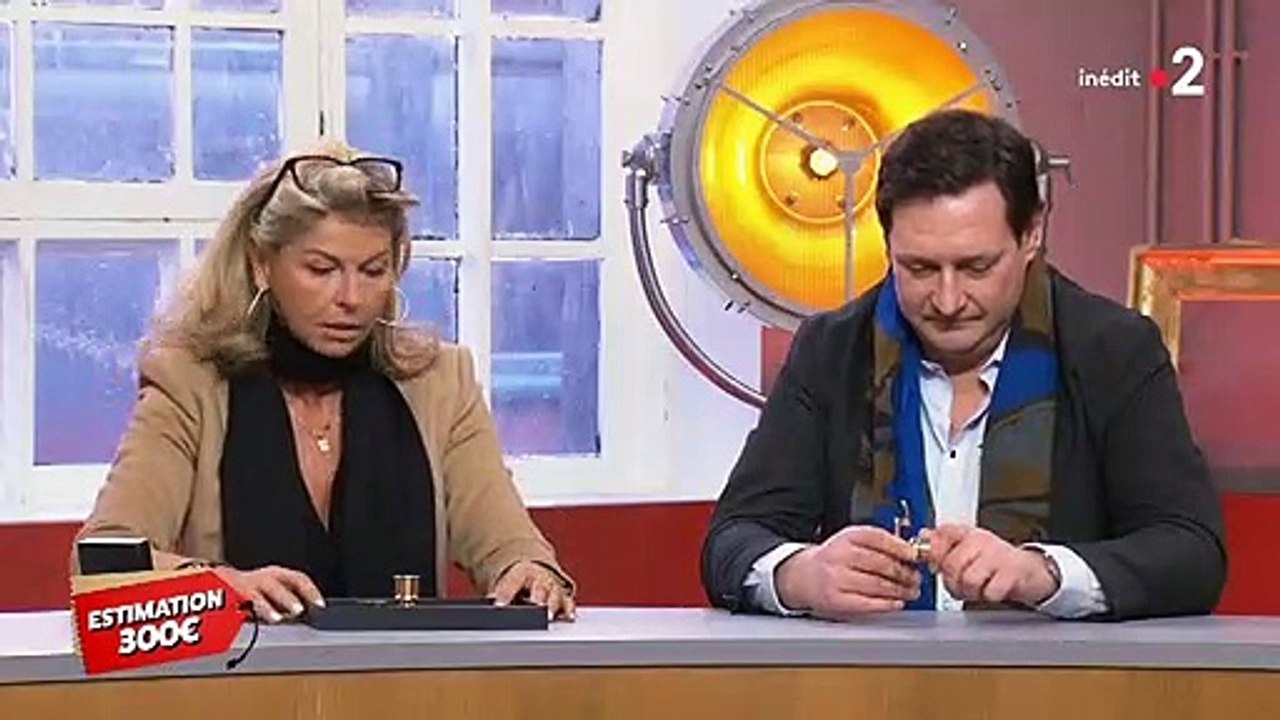 Affaire Conclue : Un vendeur refuse de vendre à un acheteur qui faisait pourtant une enchère plus importante ! Regardez