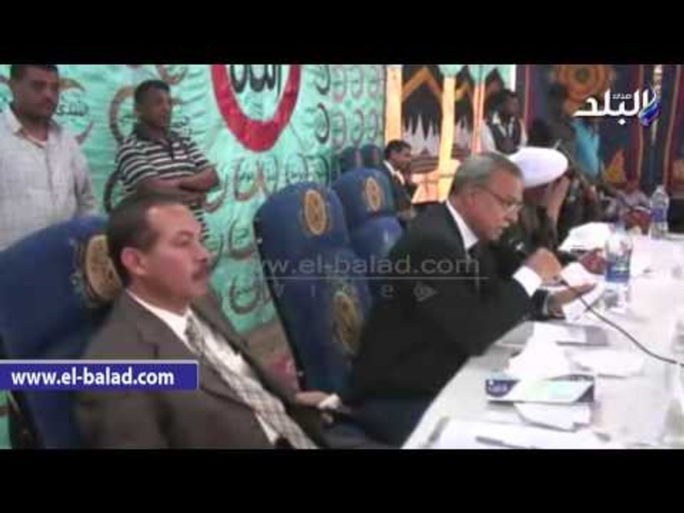 محافظ قنا ومدير الأمن يشهدان صلح بالقودة بين عائلتين بقفط