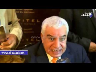 حواس يكشف سبب إهدائه كتاب"40سنة حفائر"للسيدة جيهان السادات