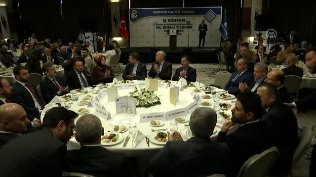 Binali Yıldırım İş İnsanları ile Bir Araya Geldi