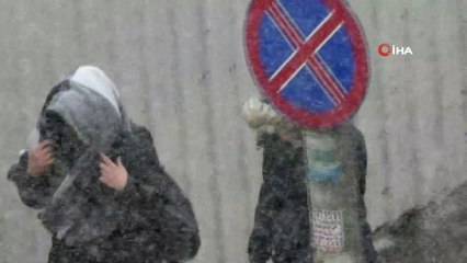 Kars Mart ayında kara teslim oldu