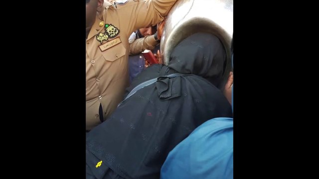 Marième Faye Sall devant la « Kaaba »