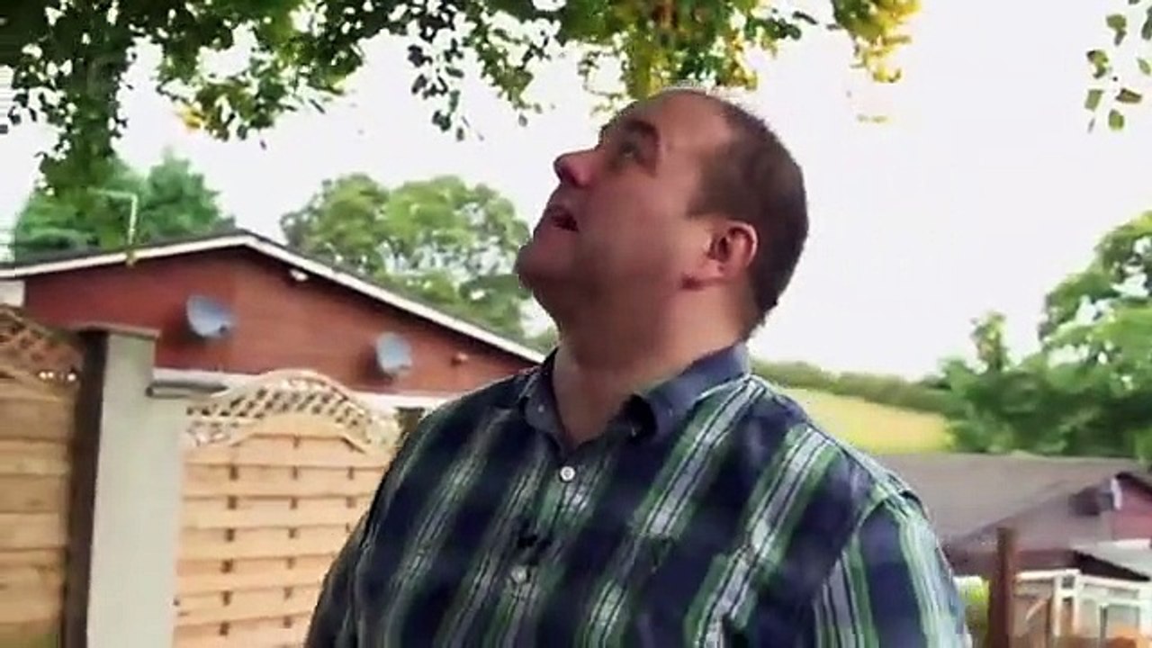 The Nightmare Neighbour Next Door S03E01