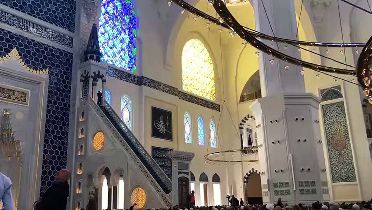 Çamlıca Camii'nde ilk ezandan görüntüler
