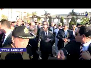 وزير الداخلية يتفقد استاد برج العرب