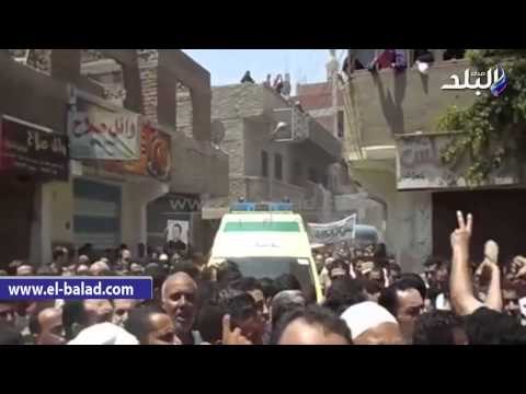 والدة شهيد ميت غمر: يا حبيب مصرقدمت روحك عشان تعيش مصر