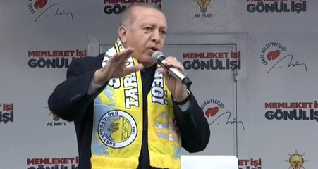 Erdoğan, Hapse Girmesine Neden Olan Şiiri Siir'te Okudu
