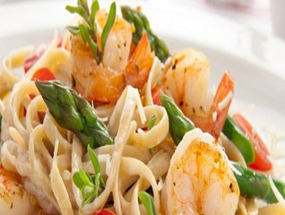 طريقة عمل مكرونة بالصوص الأبيض والجمبري