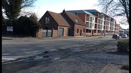 Jemappes avenue de la Faïencerie trafic infernal de camions