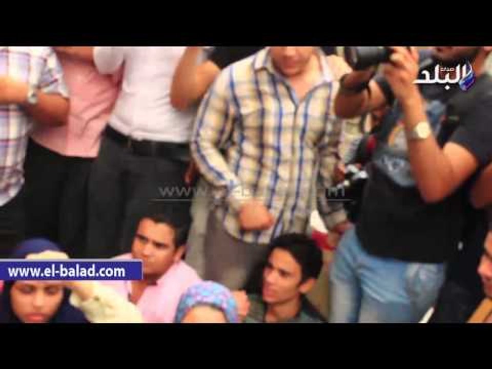 طلاب التنسيق يقطعون شارع القصر العيني بعد لقاء مسئولين بـ"التعليم العالي"