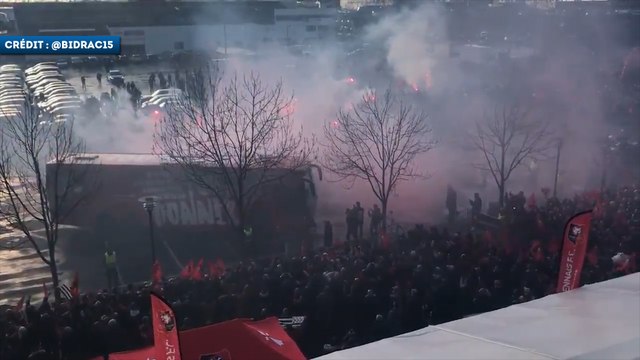 Ambiance de folie lors de l’arrivée des joueurs du Stade Rennais
