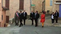 video (1)Emmanuel Macron à la rencontre des habitants de Sainte-Croix-du-Verdon