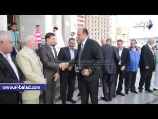 محافظ مطروح يؤدى صلاة عيد الاضحي وسط فر حة من الاهالى