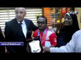 محافظ أسوان يكرم أحمد فخري لحصوله على ذهبية الألعاب الأولمبية بلوس أنجلوس