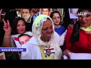 تزايد أنصار مبارك أمام مستشفي المعادي‎