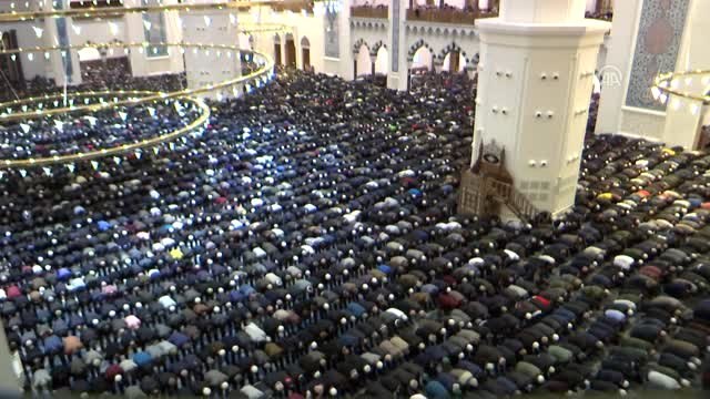 Regaib Kandili'nde Çamlıca Camisi'ne Yoğun İlgi - İstanbul