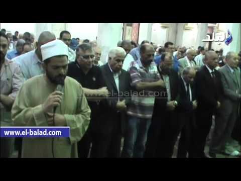 #صدى_البلد | وصول جثمان الغيطانى مسجد السيدة نفيسة لأداء صلاة الجنازة