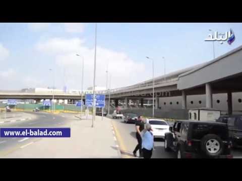 صدى البلد | وصول الموسيقار العالمي ياني مطار القاهرة