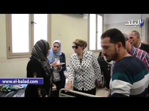 صدى البلد | الخولي تزور مصابي العقار المنهار بأبو قير