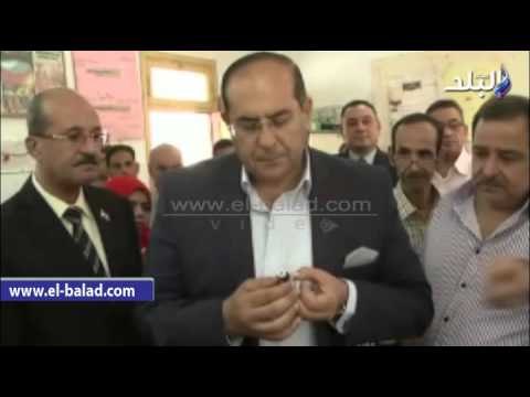 صدى البلد | محافظ سوهاج يتابع عمليات تطعيم الأطفال ضد الحصبة