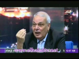 احمد حسن : قطر هى التى تمول الجيش العربى الحر