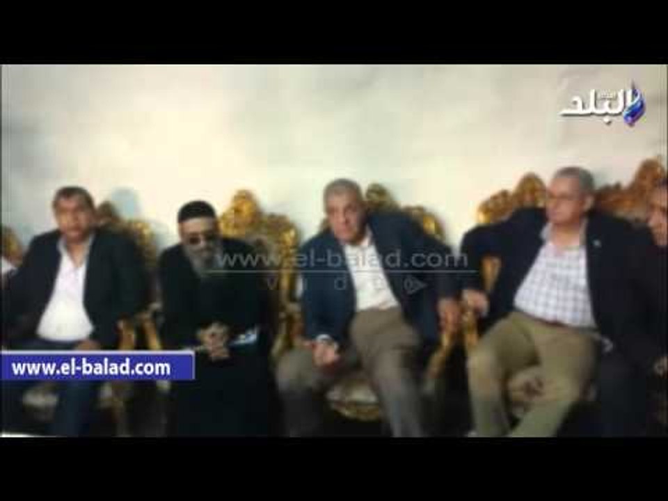 صدى البلد | «محلب» لرهبان الدير المنحوت بالفيوم : لابد من إنشاء طريق الواحات علشان البلد تمشى