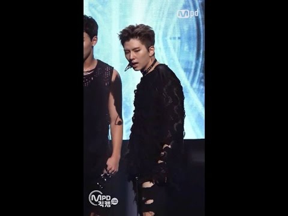 [MPD직캠] 몬스타엑스 기현 직캠 네게만 집착해 MONSTA X Ki Hyun Stuck Fancam @엠카운트다운_160811