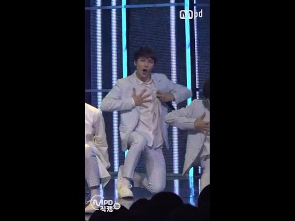 [MPD직캠] 세븐틴 버논 직캠 예쁘다 Pretty U Seventeen VERNON Fancam @엠카운트다운_160512