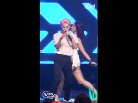 [MPD직캠] 종현 직캠 White T-shirt Jong Hyun Fancam @엠카운트다운_160526