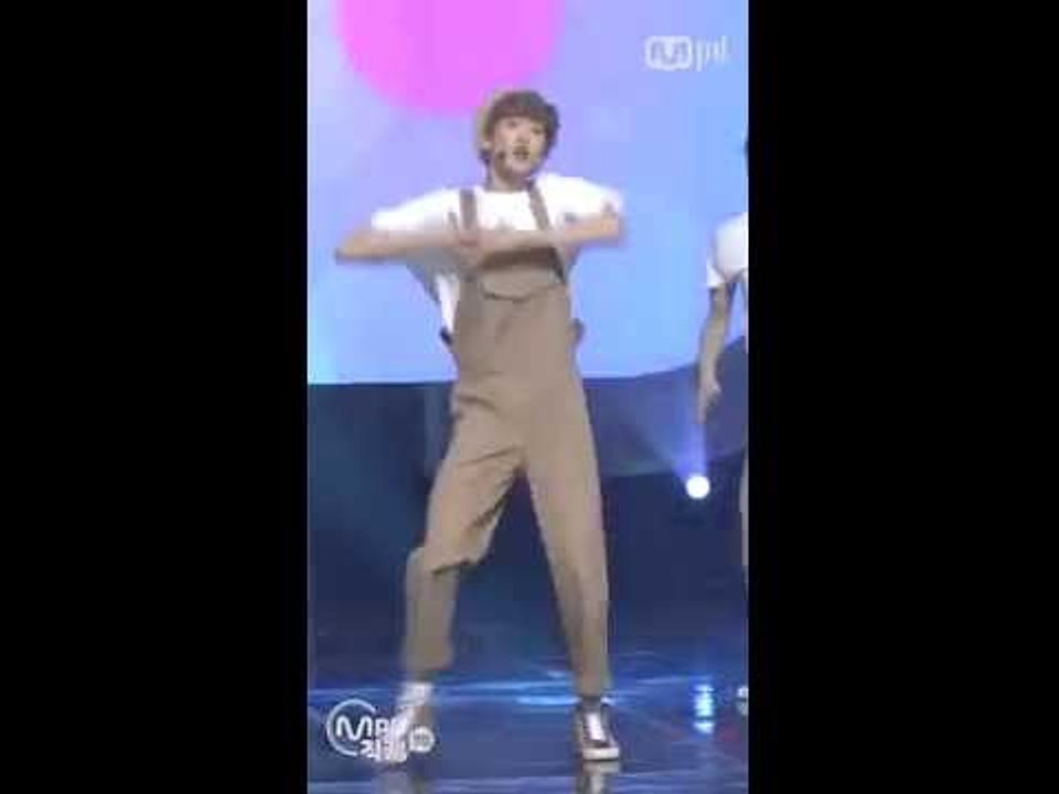 [MPD직캠] 아스트로 산하 직캠 숨가빠 Breathless ASTRO SanHa F...