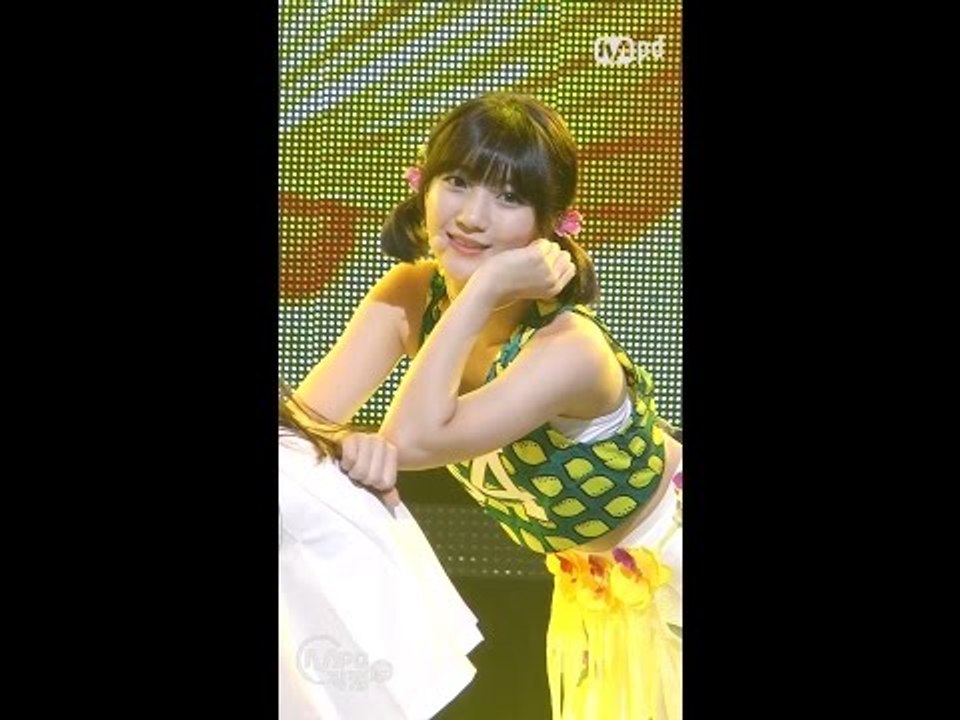 [MPD직캠] 오마이걸 비니 직캠 내 얘길 들어봐(A-ing) OH MY GIRL Binnie Listen to my word Fancam @엠카운트다운_160825