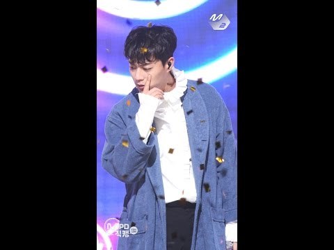 [MPD직캠] 하이라이트 윤두준 직캠 얼굴 찌푸리지 말아요 Plz Don’t Be Sad Highlight YOON DUJUN Fancam @엠카운트다운_170323