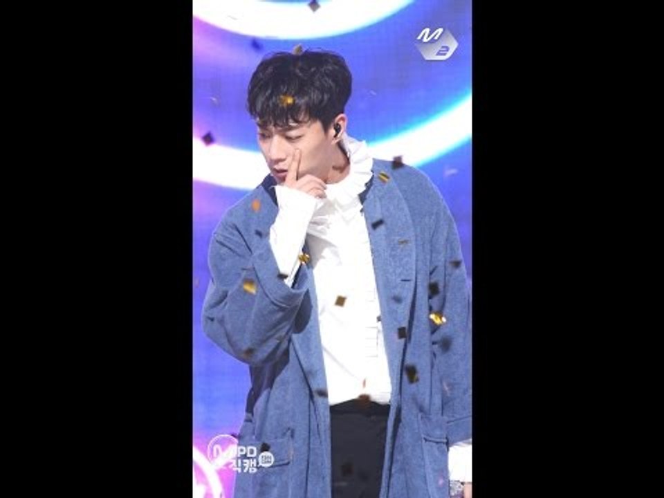 [MPD직캠] 하이라이트 윤두준 직캠 얼굴 찌푸리지 말아요 Plz Don’t Be Sad Highlight YOON DUJUN Fancam @엠카운트다운_170323