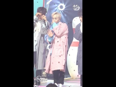 [MPD직캠] 하이라이트 이기광 직캠 얼굴 찌푸리지 말아요 Plz Don’t Be Sad Highlight LEE GIKWANG Fancam @엠카운트다운_170323