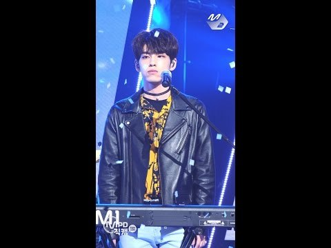 [MPD직캠] 데이식스 원필 직캠 장난아닌데 I'm Serious DAY6 Wonpil Fancam @엠카운트다운_170406