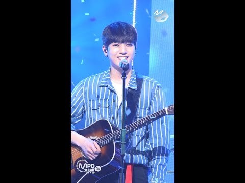[MPD직캠] 데이식스 성진 직캠 장난아닌데 I'm Serious DAY6 SungJin Fancam @엠카운트다운_170406