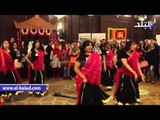 صدى البلد | فتيات مصرية ترقصن هندي في المعرض الاسيوي