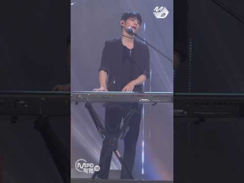[MPD직캠] 데이식스 원필 직캠 '반드시 웃는다(I Smile)' (DAY6 Won Pil FanCam) | @MCOUNTDOWN_2017.6.8