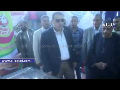 صدى البلد | مبادرة رئيس الجمهورية : محافظ الفيوم يفتتح معرض الغرفة التجارية للسلع المخفضة