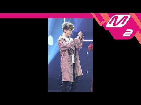 [MPD직캠] 세븐틴 버논 직캠 '고맙다(THANKS)' (SEVENTEEN VERNON FanCam) | @MCOUNTDOWN_2018.2.8