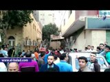صدى البلد | المئات من اهالي طره ينتمون وقفة ضد حسين مجاور